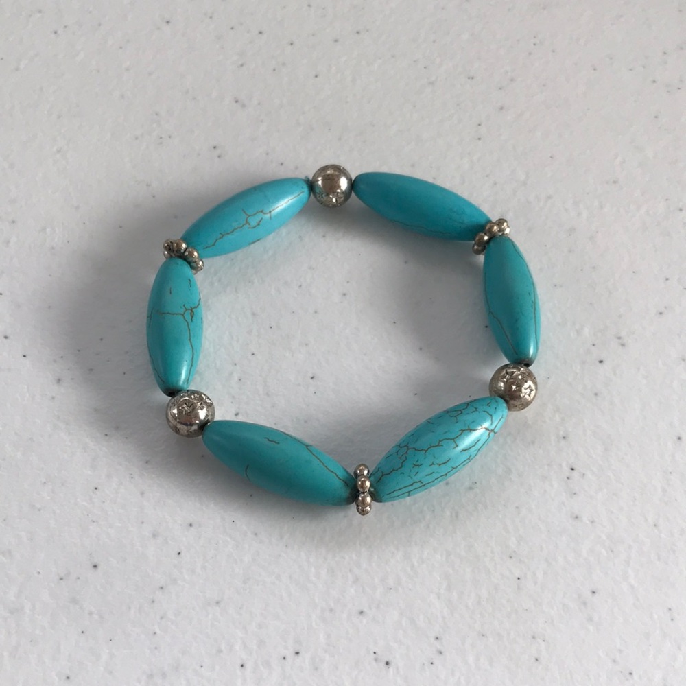 Vintage Faux Turquoise and Silver Bead Stretch Bracelet - Picture 1 of 6